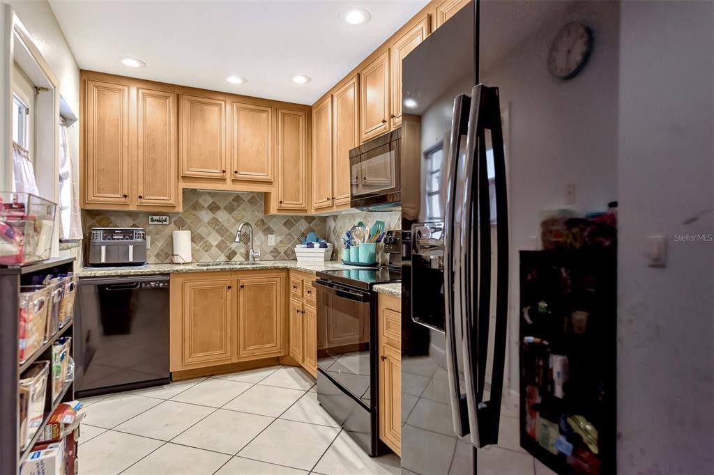 6106 Walnut Street, Bradenton, FL 34209