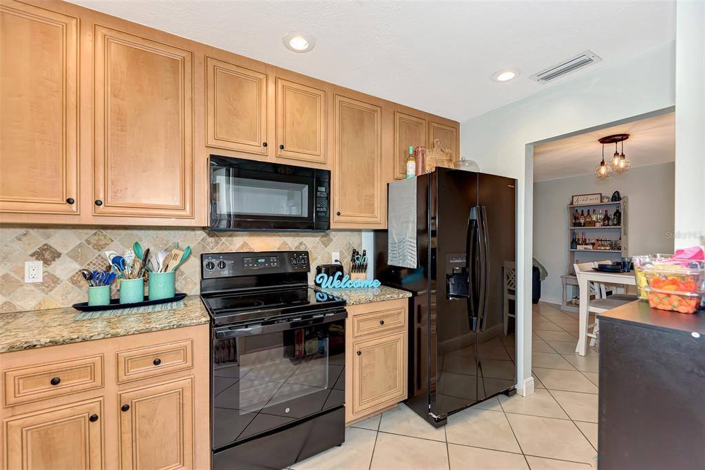 6106 Walnut Street, Bradenton, FL 34209