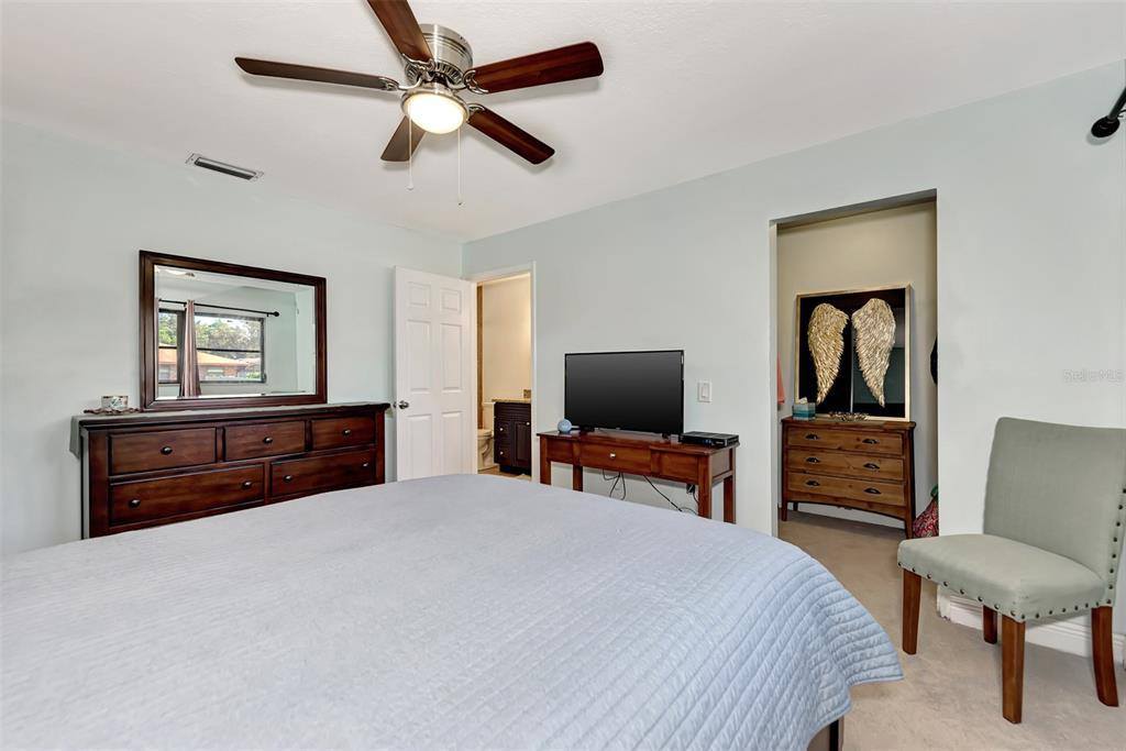 6106 Walnut Street, Bradenton, FL 34209