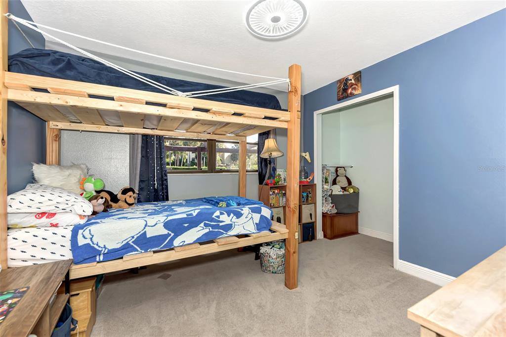 6106 Walnut Street, Bradenton, FL 34209