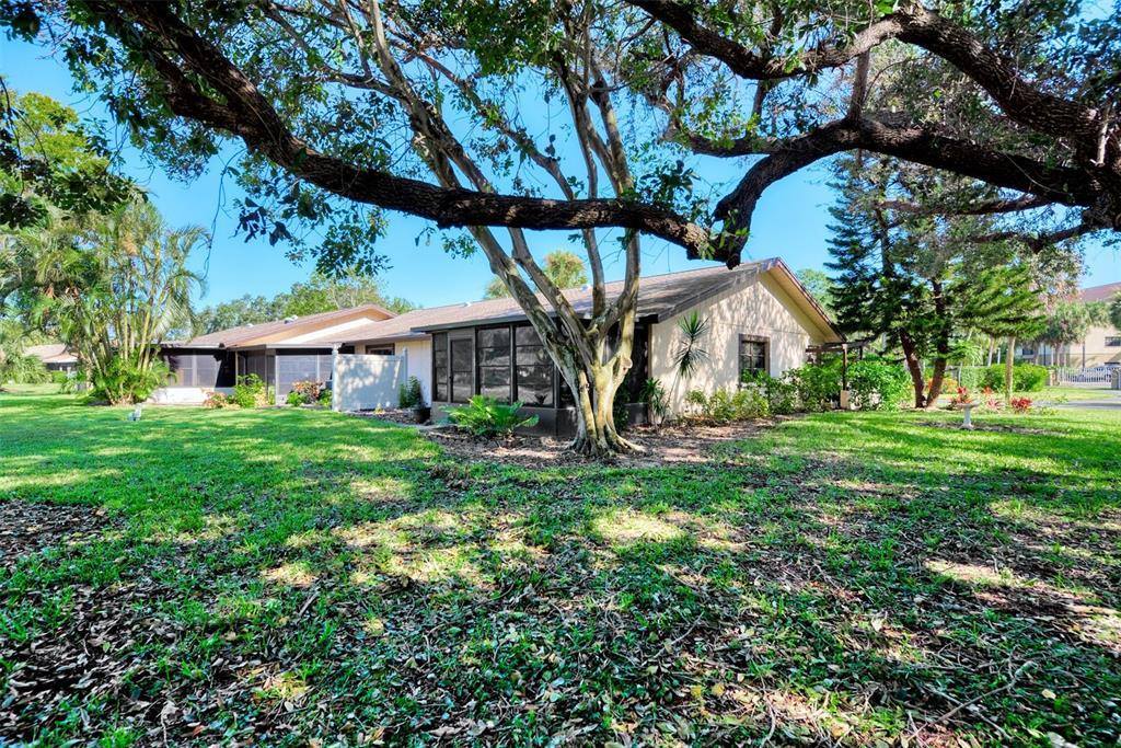 6106 Walnut Street, Bradenton, FL 34209