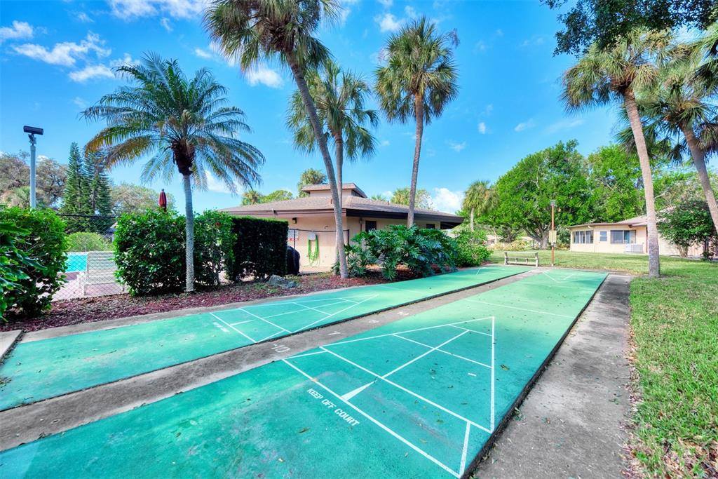 6106 Walnut Street, Bradenton, FL 34209