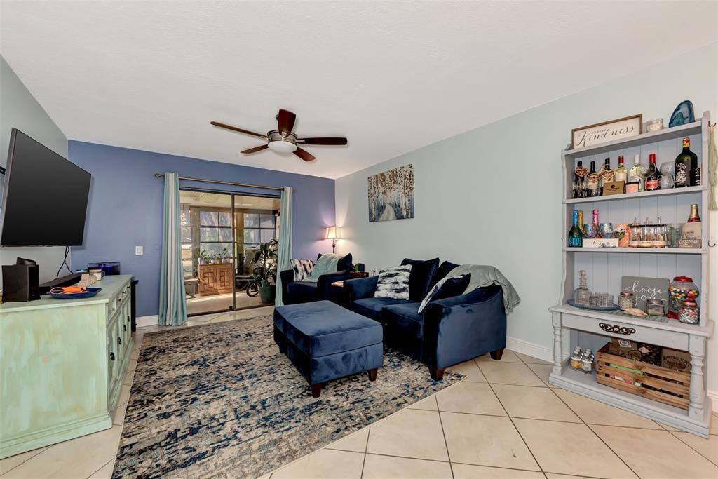 6106 Walnut Street, Bradenton, FL 34209