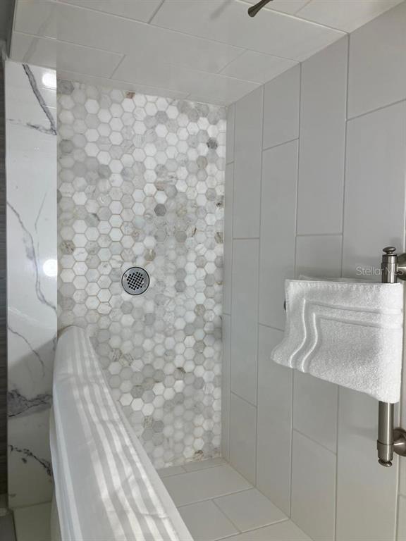 74 Lake Villa Way, Kissimmee, FL 34743