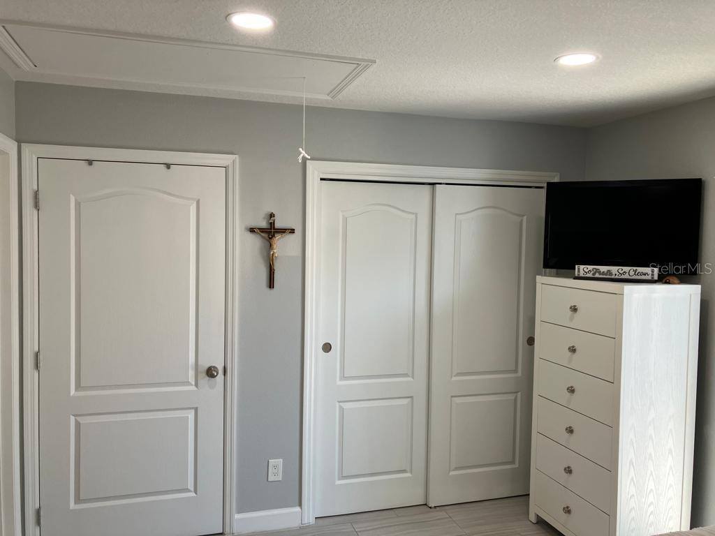 74 Lake Villa Way, Kissimmee, FL 34743