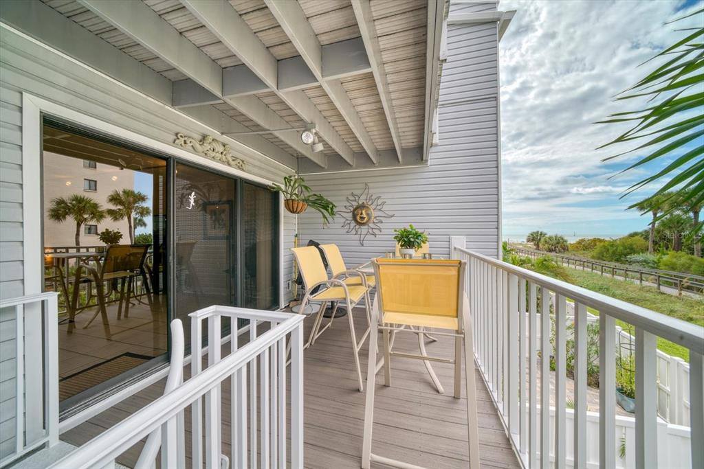 12274 1ST Street West, Treasure Island, FL 33706