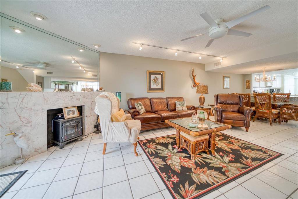 12274 1ST Street West, Treasure Island, FL 33706