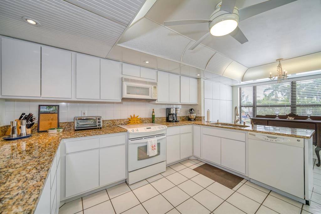 12274 1ST Street West, Treasure Island, FL 33706