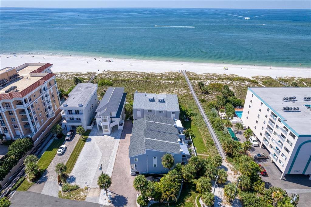 12274 1ST Street West, Treasure Island, FL 33706