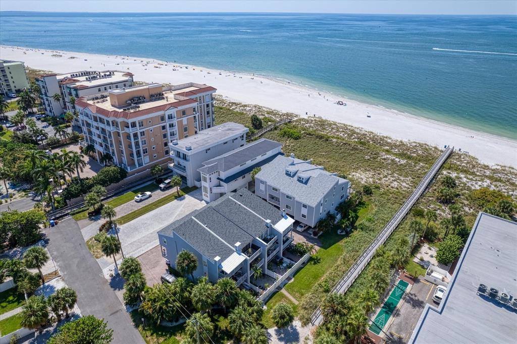 12274 1ST Street West, Treasure Island, FL 33706