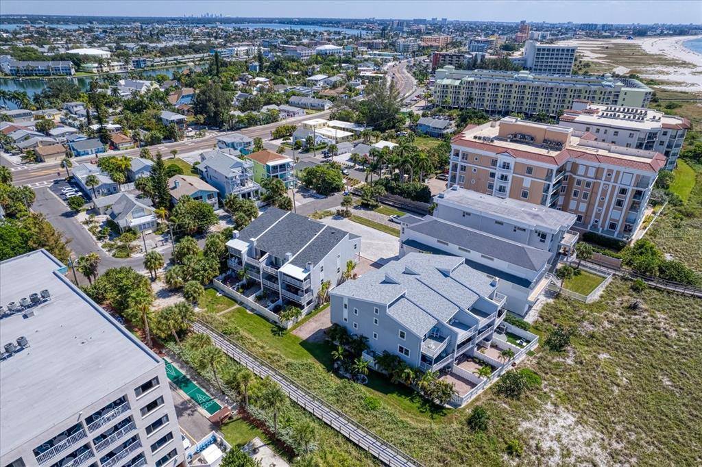 12274 1ST Street West, Treasure Island, FL 33706