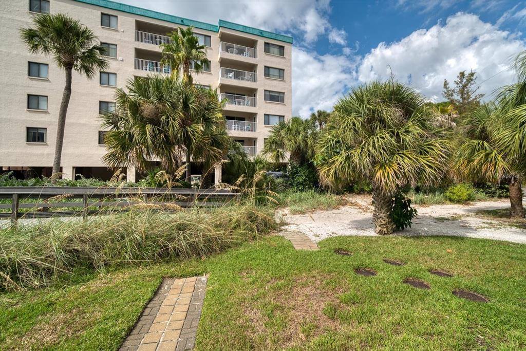 12274 1ST Street West, Treasure Island, FL 33706