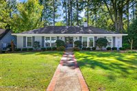 5127 Saratoga Drive, Jackson, MS 39211