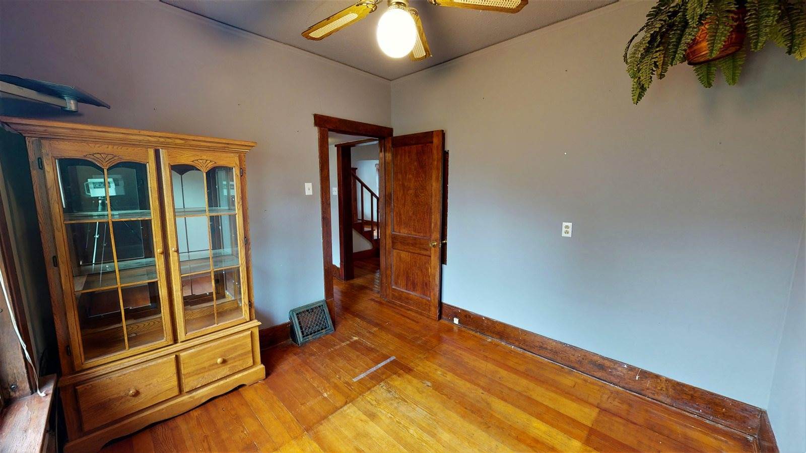 319 South Marquette Rd, Prairie Du Chien, WI 53821