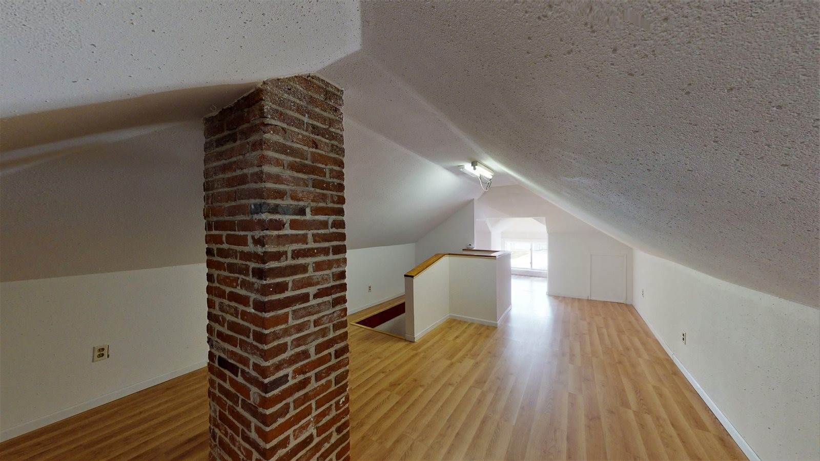 319 South Marquette Rd, Prairie Du Chien, WI 53821