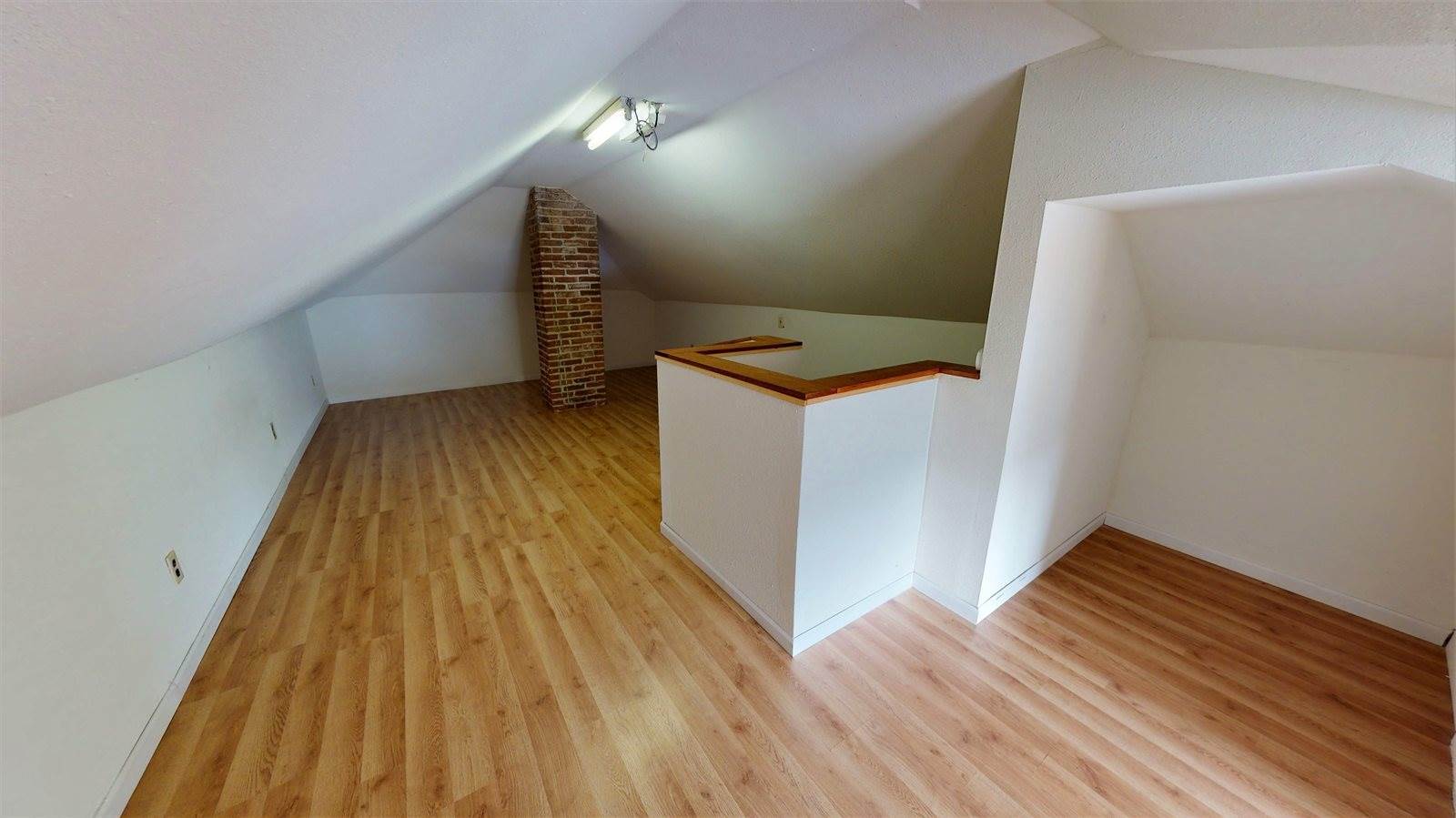 319 South Marquette Rd, Prairie Du Chien, WI 53821