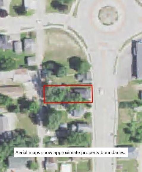 319 South Marquette Rd, Prairie Du Chien, WI 53821