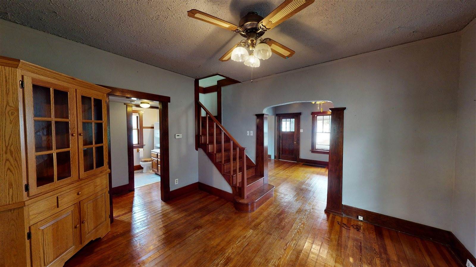 319 South Marquette Rd, Prairie Du Chien, WI 53821