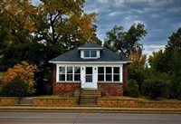 319 South Marquette Rd, Prairie Du Chien, WI 53821