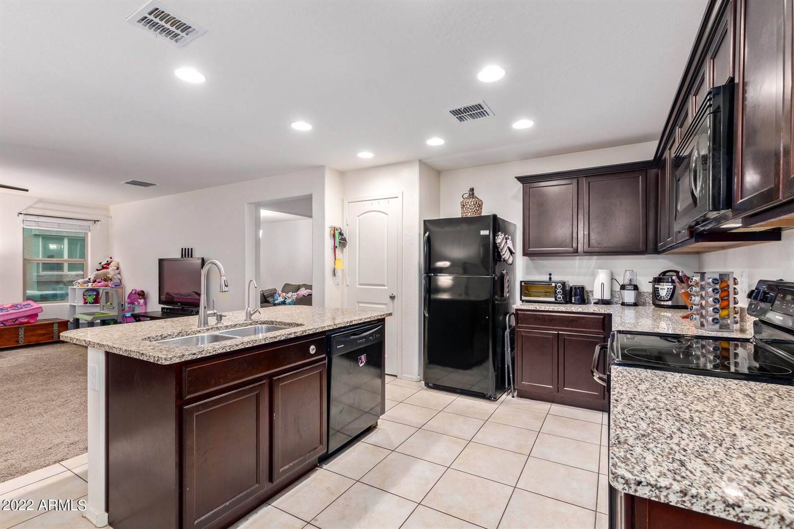 6114 East Oasis Boulevard, Florence, AZ 85132