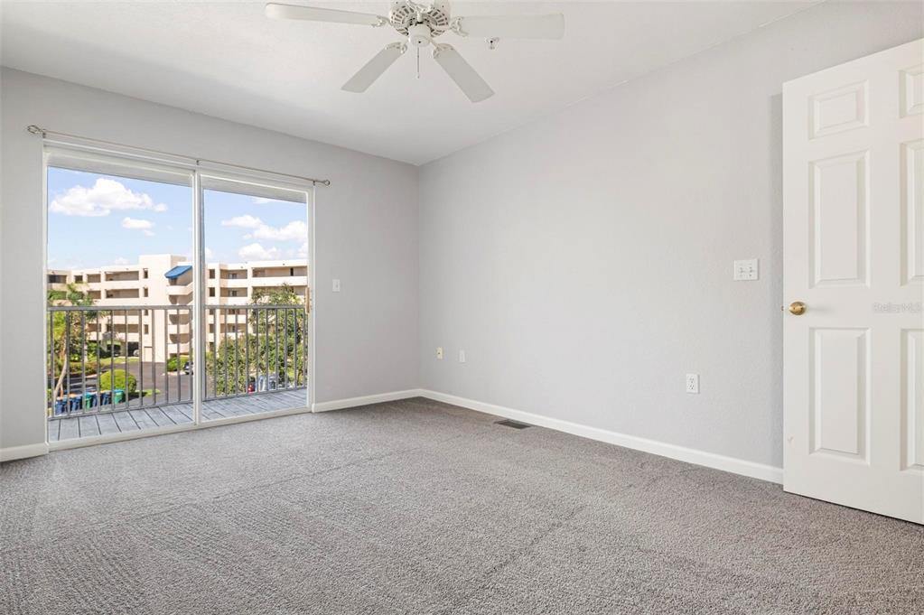 850 South Tamiami Trail, Sarasota, FL 34236