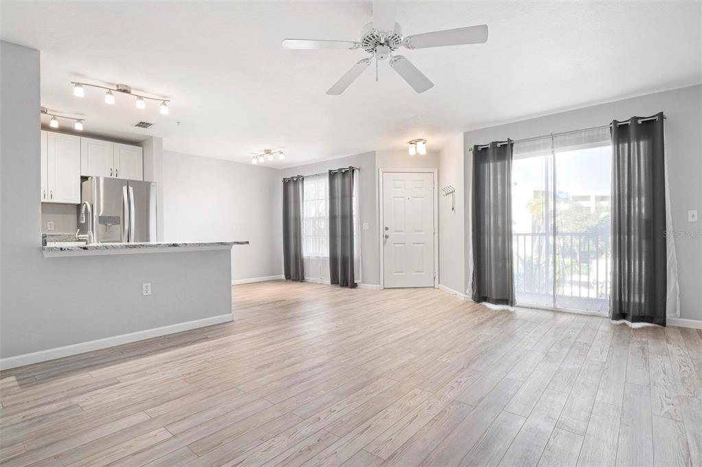 850 South Tamiami Trail, Sarasota, FL 34236