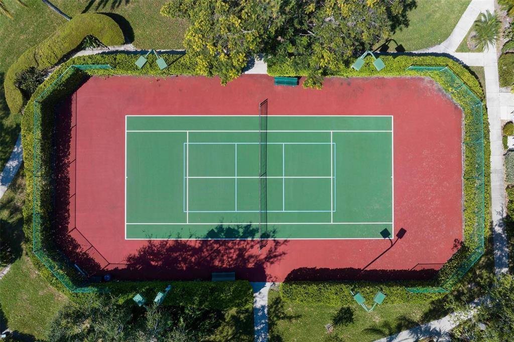 850 South Tamiami Trail, Sarasota, FL 34236