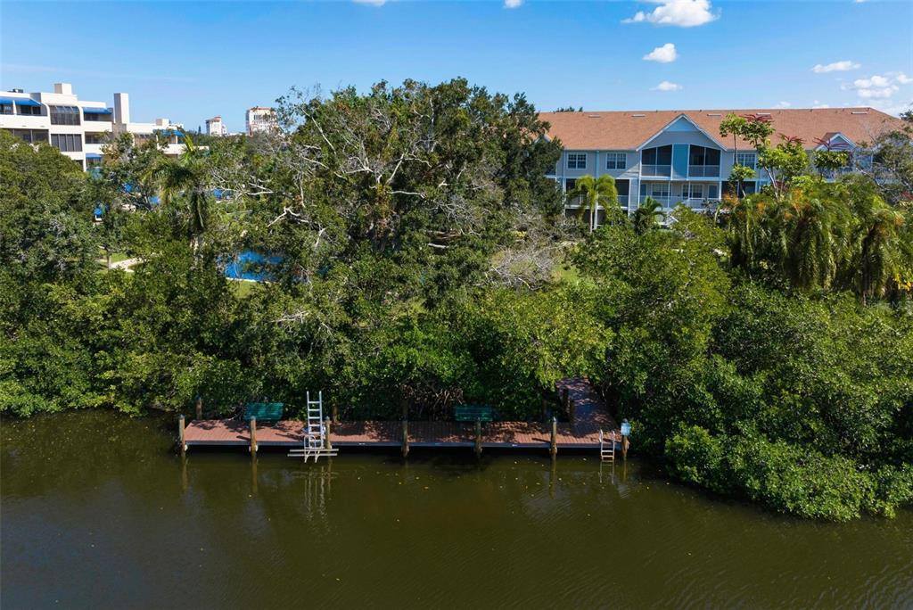 850 South Tamiami Trail, Sarasota, FL 34236