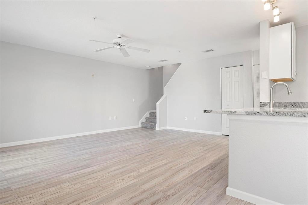 850 South Tamiami Trail, Sarasota, FL 34236