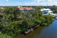 850 South Tamiami Trail, Sarasota, FL 34236