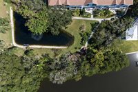 850 South Tamiami Trail, Sarasota, FL 34236