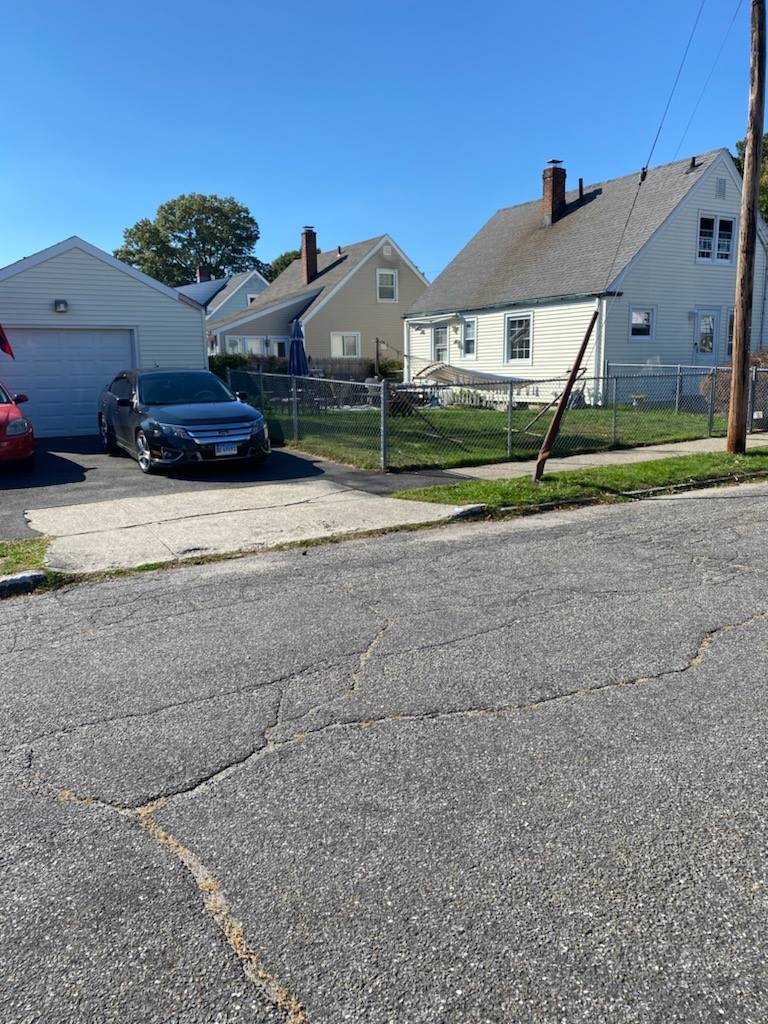 687 Birmingham Street, Bridgeport, CT 06606