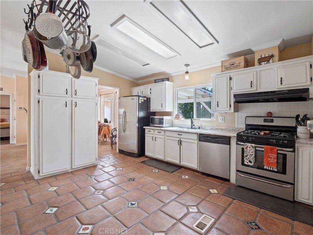 830 Foreston Drive, Acton, CA 93510