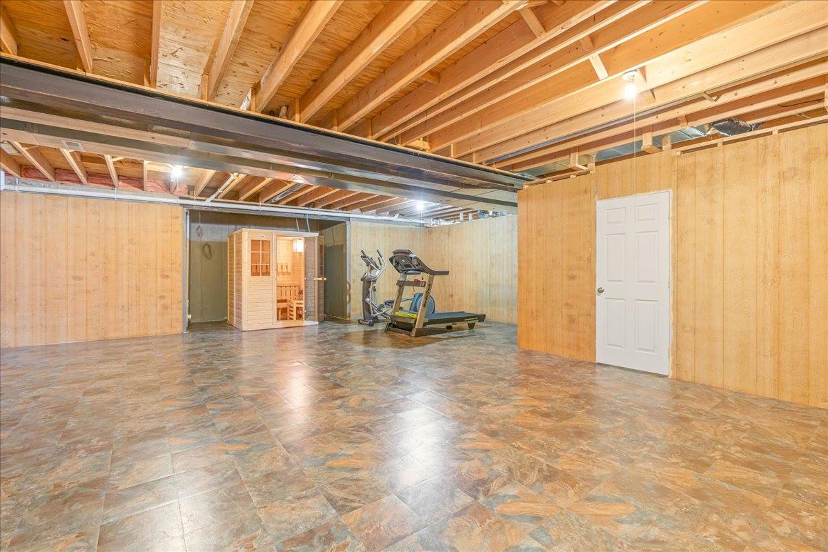 1928 Odyssey Drive, Brighton Township, MI 48114