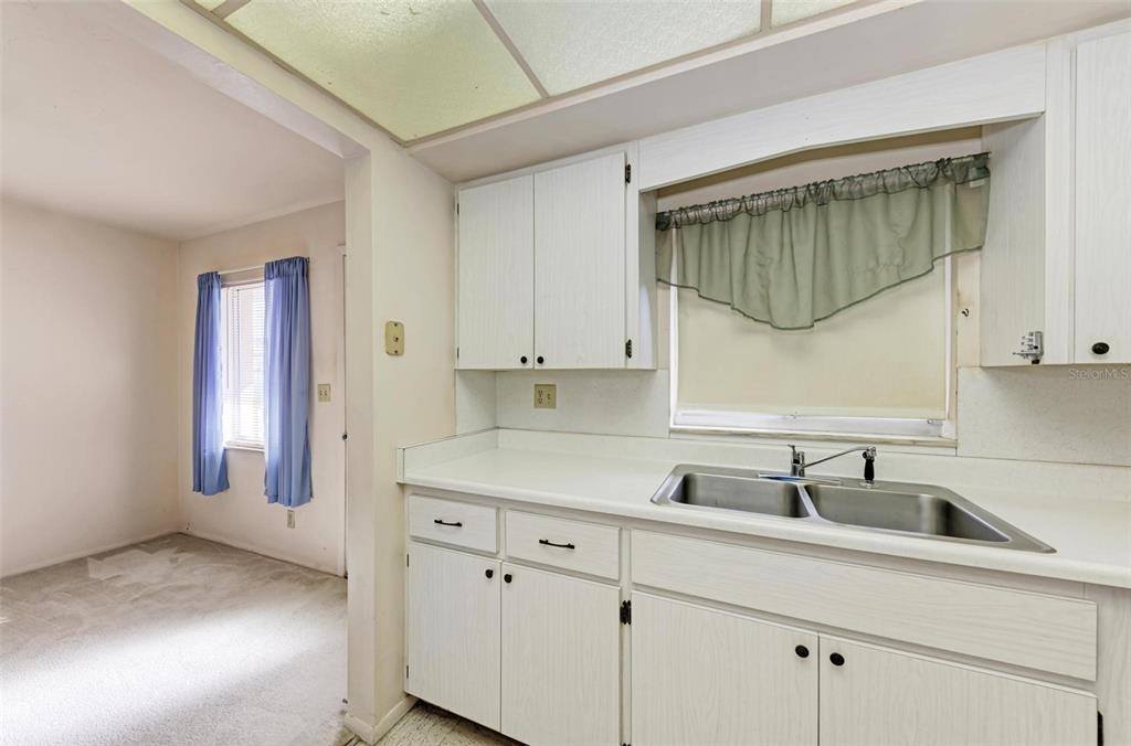 3751 South School Avenue, Sarasota, FL 34239