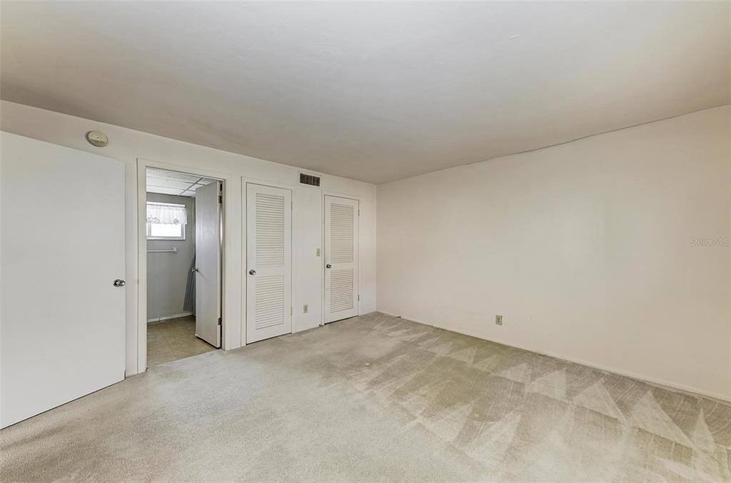 3751 South School Avenue, Sarasota, FL 34239