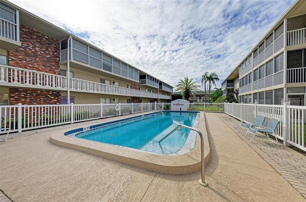 3751 South School Avenue, Sarasota, FL 34239