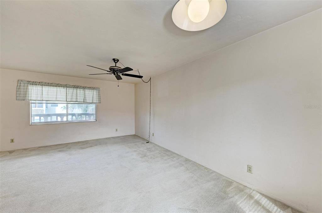 3751 South School Avenue, Sarasota, FL 34239