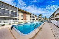 3751 South School Avenue, Sarasota, FL 34239