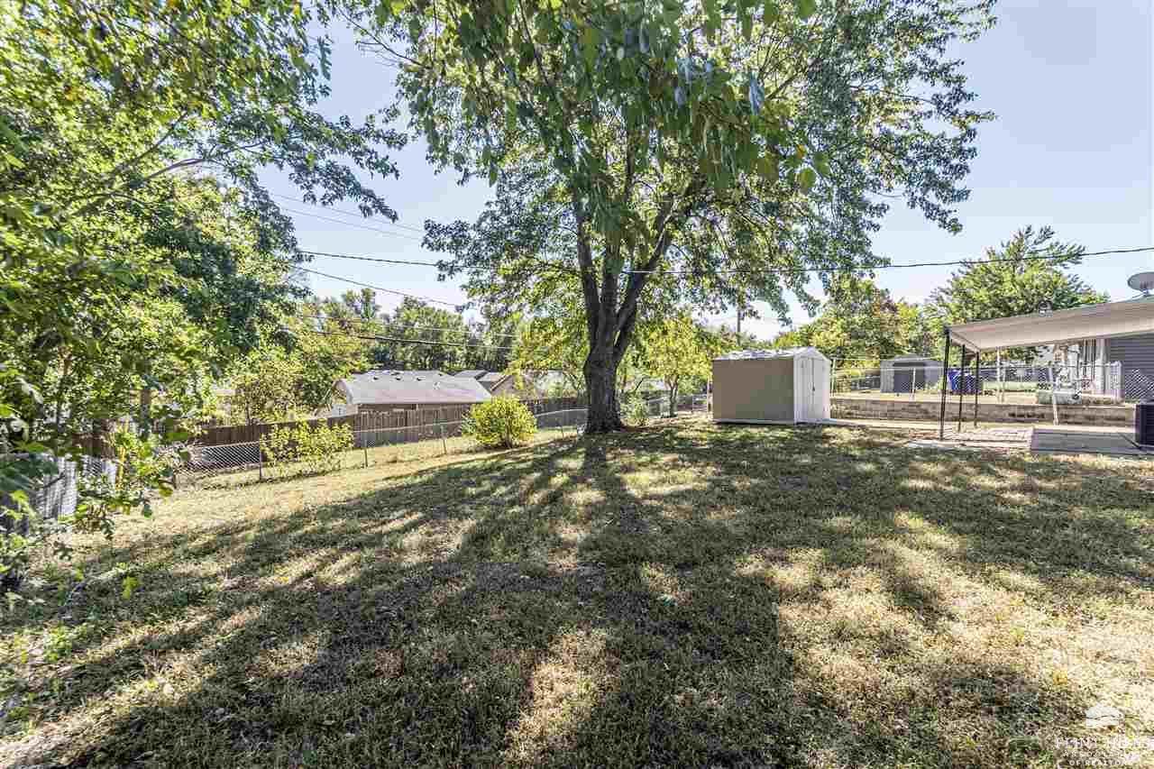 525 Sheridan Drive, Junction City, KS 66441