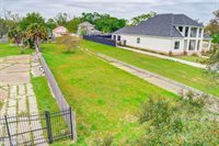 1406 East Beach Boulevard, Gulfport, MS 39501
