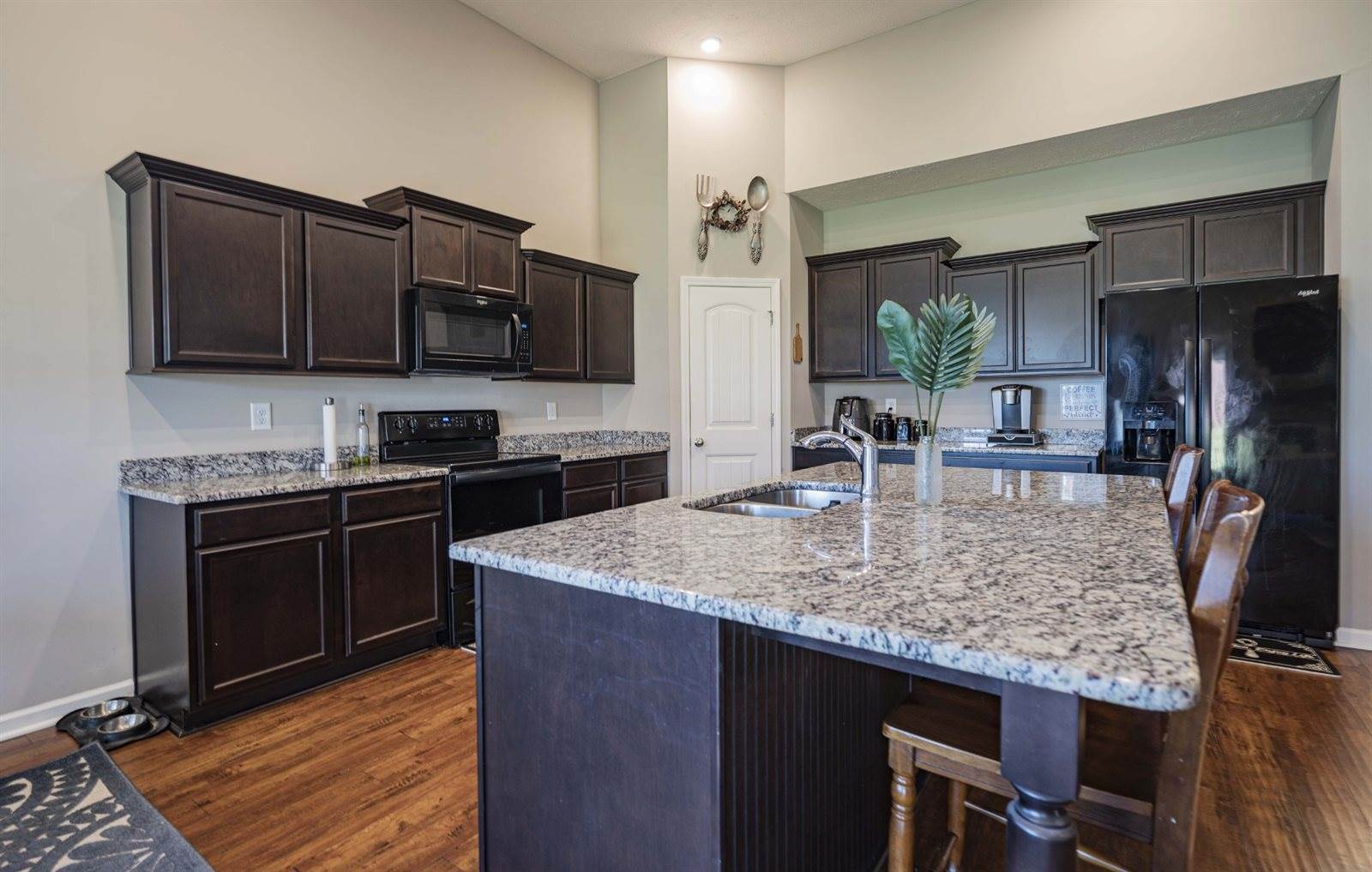 517 Sunflower Dr, Smyrna, TN 37167