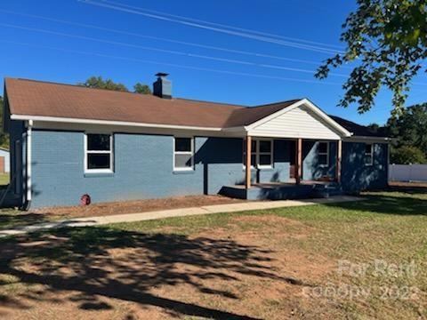 16808 Knoxwood Drive, Huntersville, NC 28078