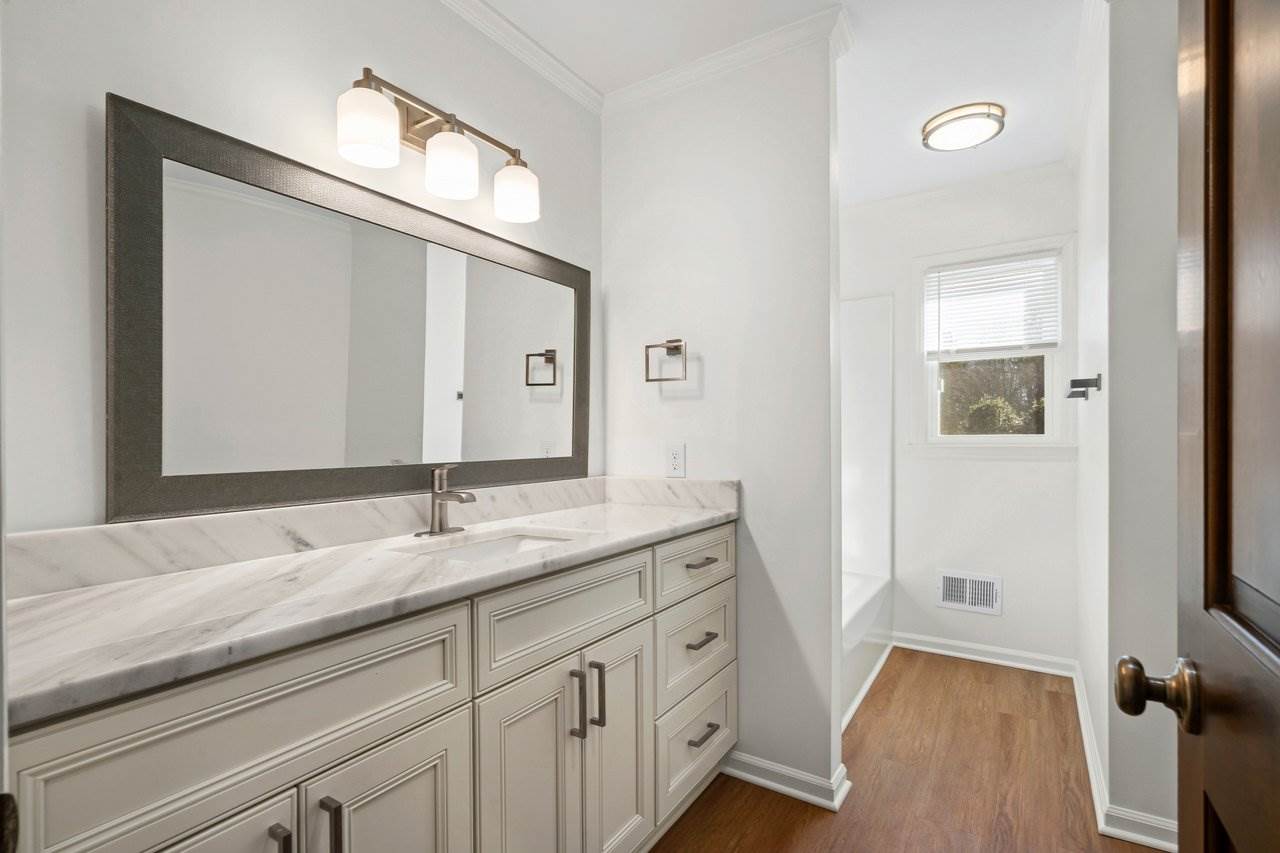 16808 Knoxwood Drive, Huntersville, NC 28078