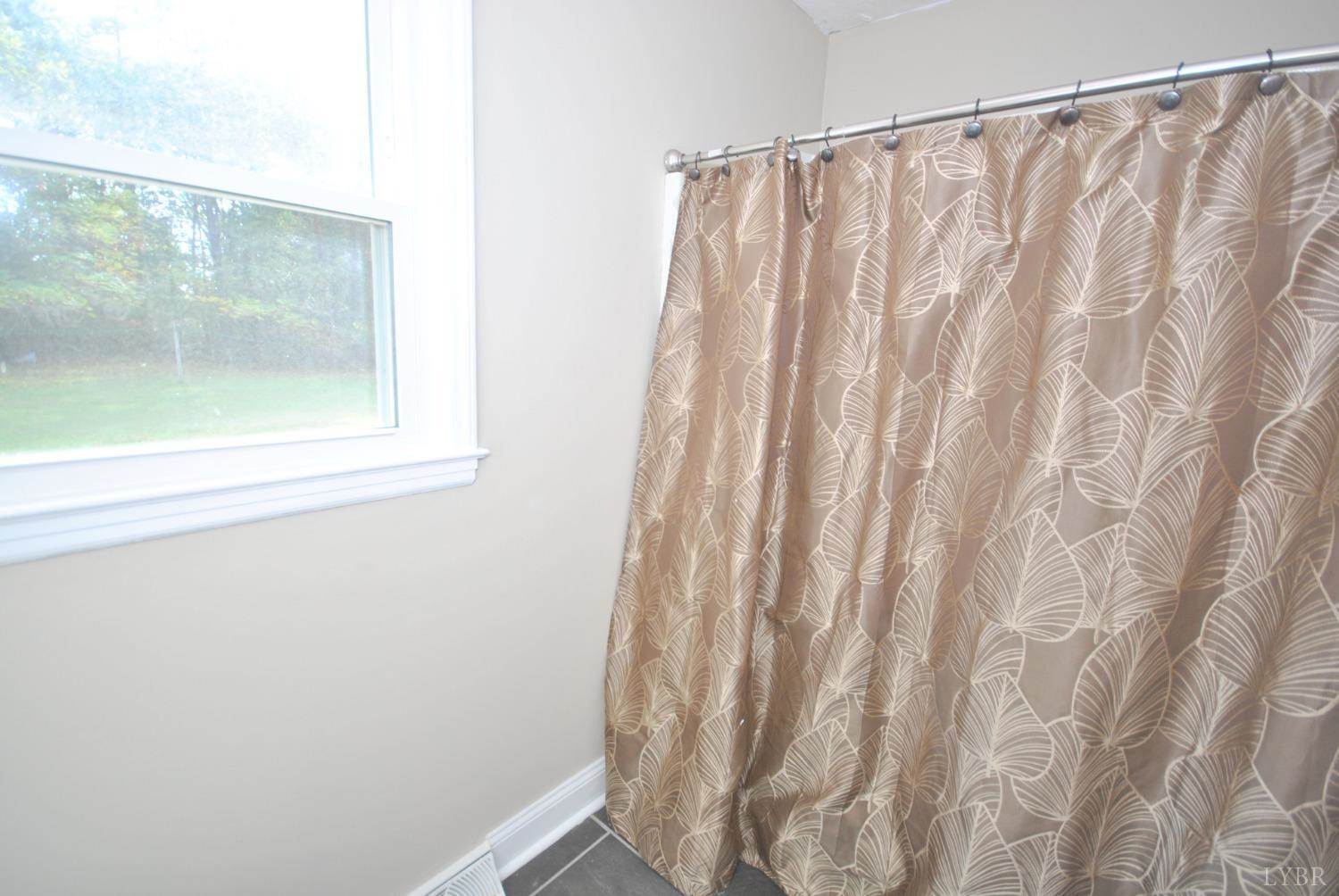 60 Winston Lane, Altavista, VA 24517