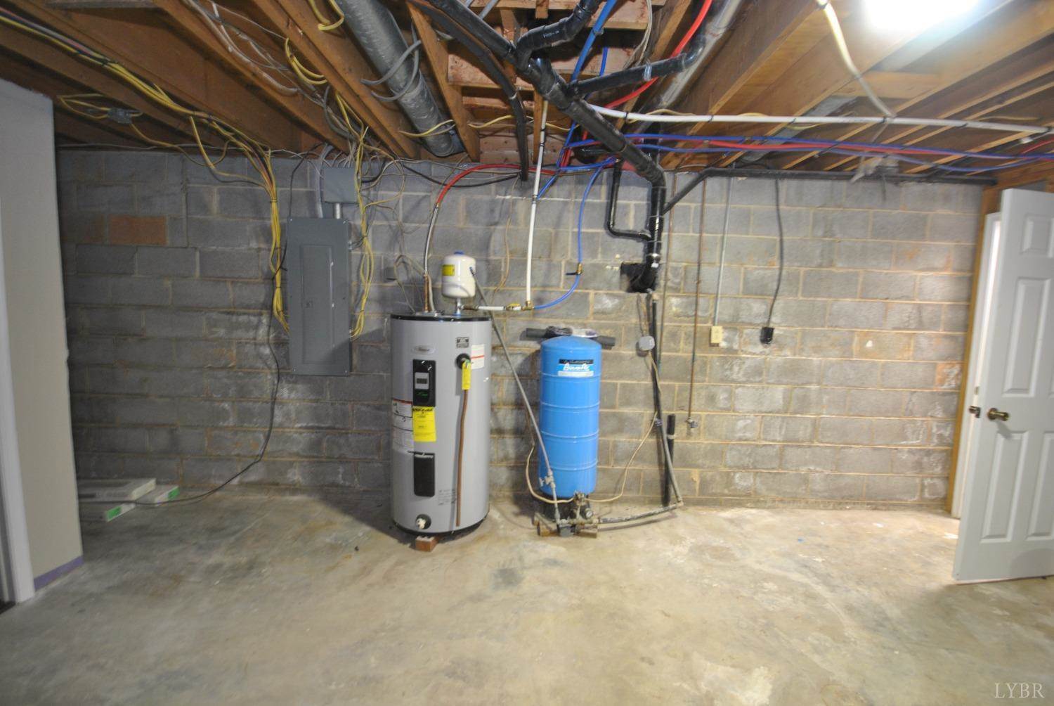 60 Winston Lane, Altavista, VA 24517