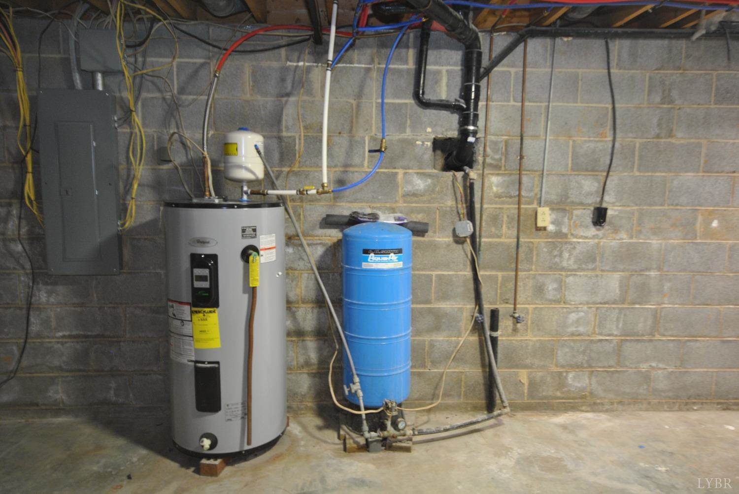 60 Winston Lane, Altavista, VA 24517