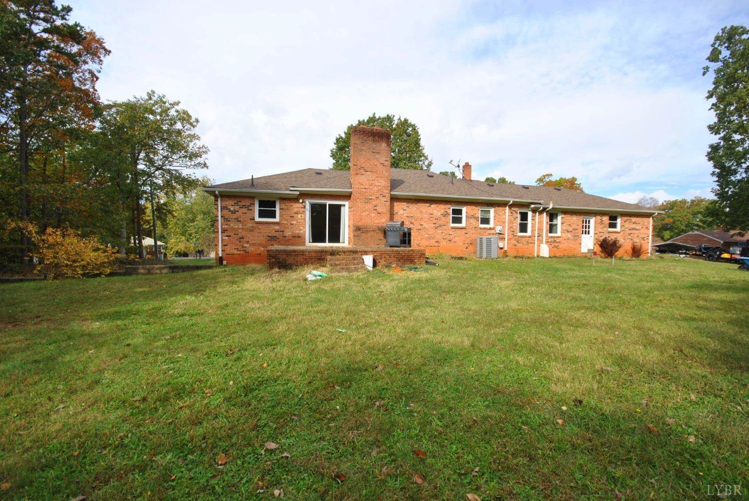 60 Winston Lane, Altavista, VA 24517