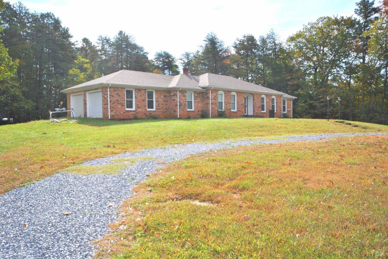 60 Winston Lane, Altavista, VA 24517