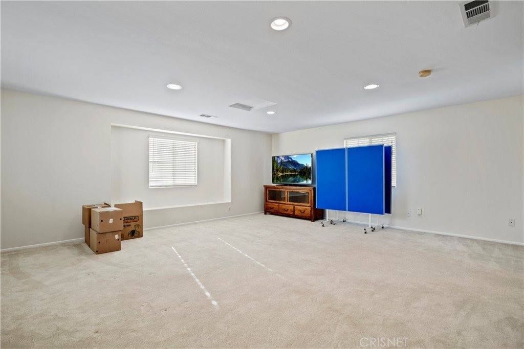 29632 Teasedale Place, Castaic, CA 91384